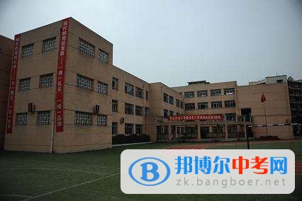 四川省成都市棕北联合中学2022年学费、收费多少